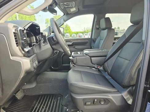 New 2026 Chevrolet Silverado 2500 LT w/ Trail Boss Package AWD/4WD image 11