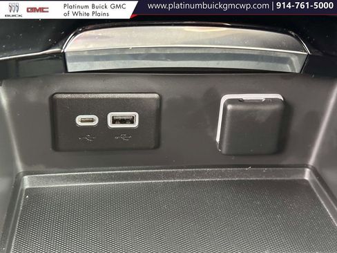 Used 2022 Buick Envision Preferred w/ Safety Package image 23