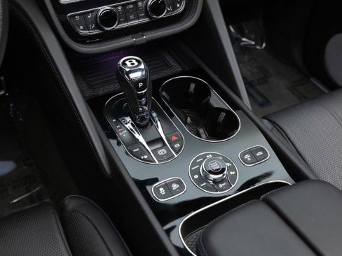 Used 2022 Bentley Bentayga Speed image 22
