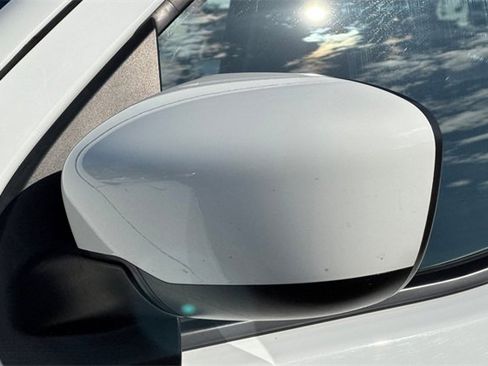 Used 2024 Nissan Frontier SV w/ SV Convenience Package image 53