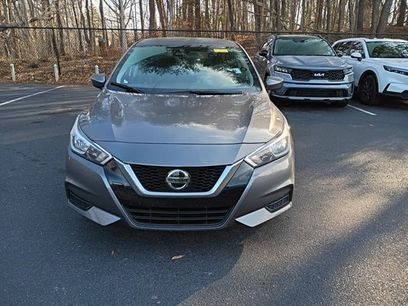 Used 2022 Nissan Versa SV w/ Trunk Package
