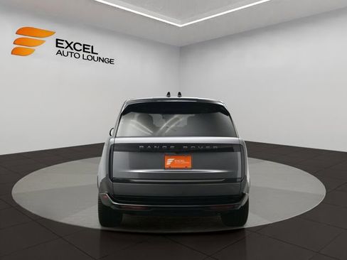 Used 2024 Land Rover Range Rover SE image 4