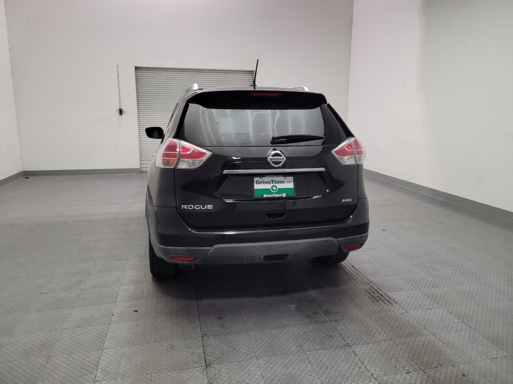 Used 2016 Nissan Rogue S w/ Appearance Package AWD/4WD image 6