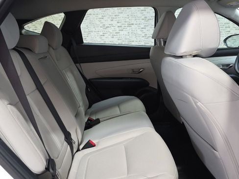 Certified 2025 Hyundai Tucson SEL image 11