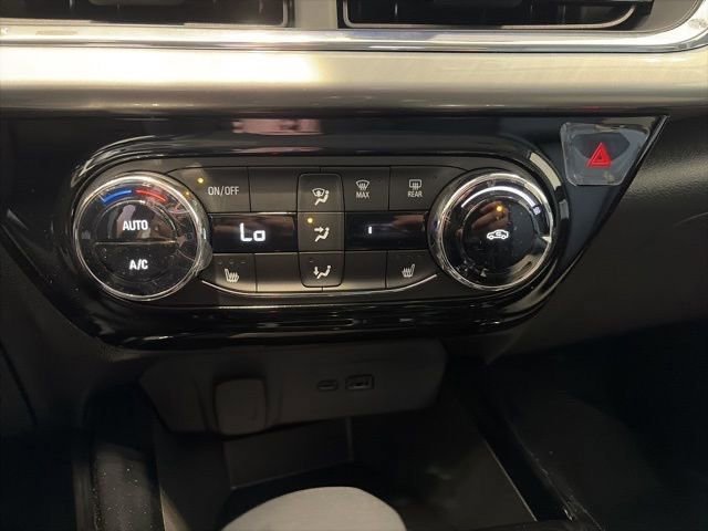 New 2026 Chevrolet Trax LT w/ Driver Confidence Package FWD image 18