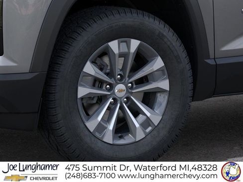 New 2026 Chevrolet Equinox LT w/ Safety and Technology Package FWD image 9