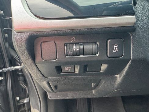 Used 2016 Subaru Crosstrek 2.0i Limited w/ Popular Package #2 image 12