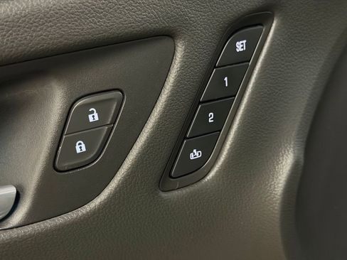 Certified 2017 Buick Envision Essence image 28