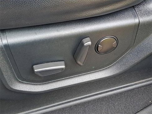 Used 2021 Ford F350 Lariat image 22