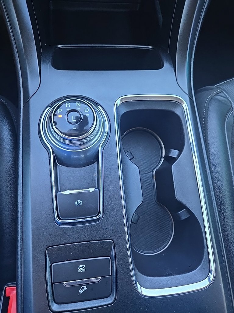 Used 2019 Ford Fusion Titanium FWD image 25