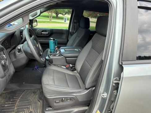 Used 2024 Chevrolet Silverado 1500 Custom RWD image 8
