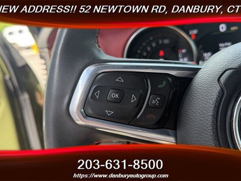 Used 2023 Jeep Wrangler Unlimited Rubicon 4xe AWD/4WD image 19