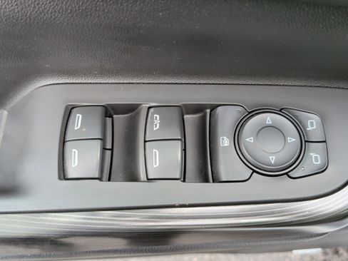 Used 2019 GMC Acadia SLT image 13