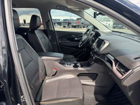 Used 2023 GMC Terrain AT4 image 17