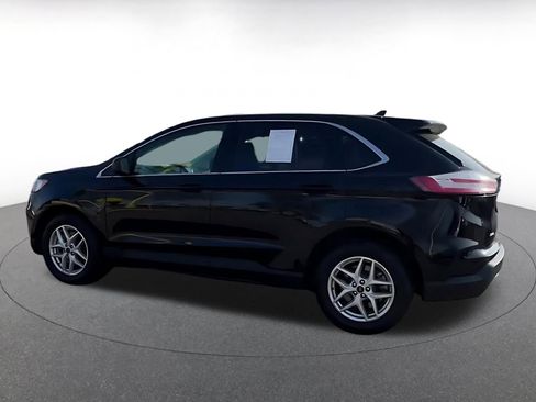 Used 2024 Ford Edge SEL image 8