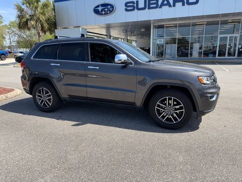 Used 2020 Jeep Grand Cherokee Limited image 1