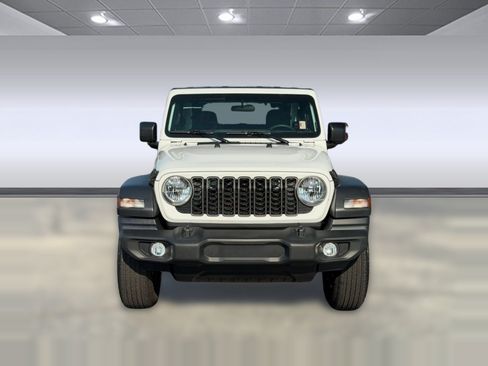 Used 2025 Jeep Wrangler Sport AWD/4WD image 6