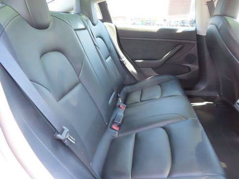 Used 2022 Tesla Model 3 RWD image 29