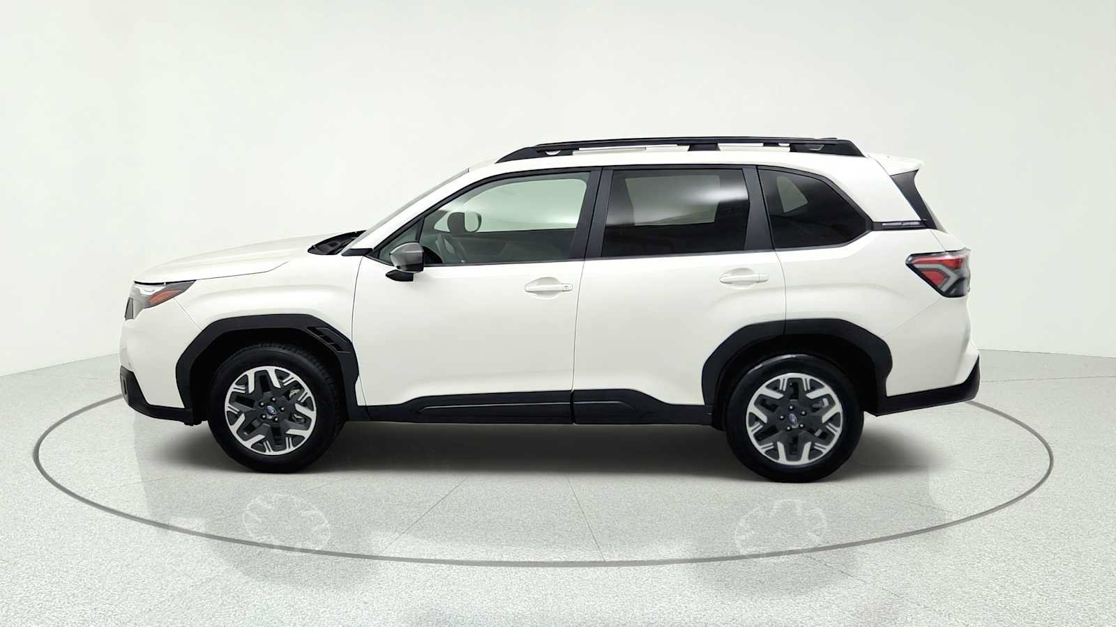Certified 2025 Subaru Forester Premium AWD/4WD image 5