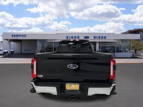 Certified 2025 Ford F350 Lariat w/ Lariat Ultimate Package AWD/4WD image 4