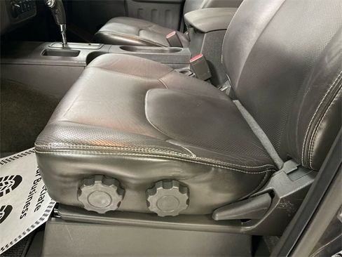 Used 2015 Nissan Xterra PRO-4X image 12