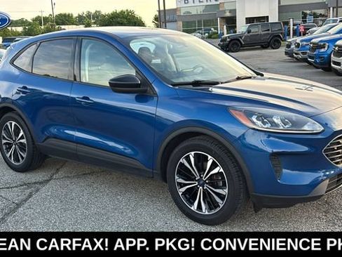 Used 2022 Ford Escape SE w/ SE Sport Appearance Package FWD image 27