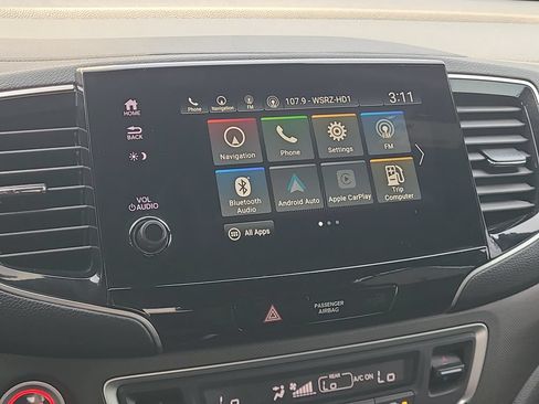 Used 2022 Honda Passport TrailSport image 9