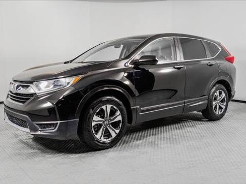 Used 2017 Honda CR-V LX image 2