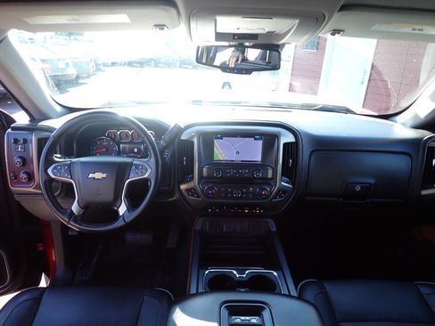Used 2018 Chevrolet Silverado 1500 High Country image 10