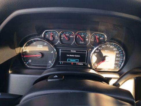 Used 2018 Chevrolet Silverado 2500 LT image 28