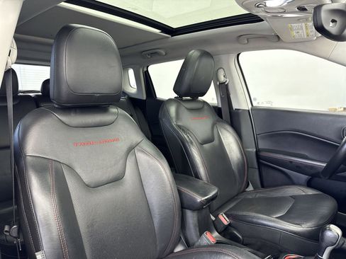 Used 2018 Jeep Compass Trailhawk w/ Leather Interior Group image 33