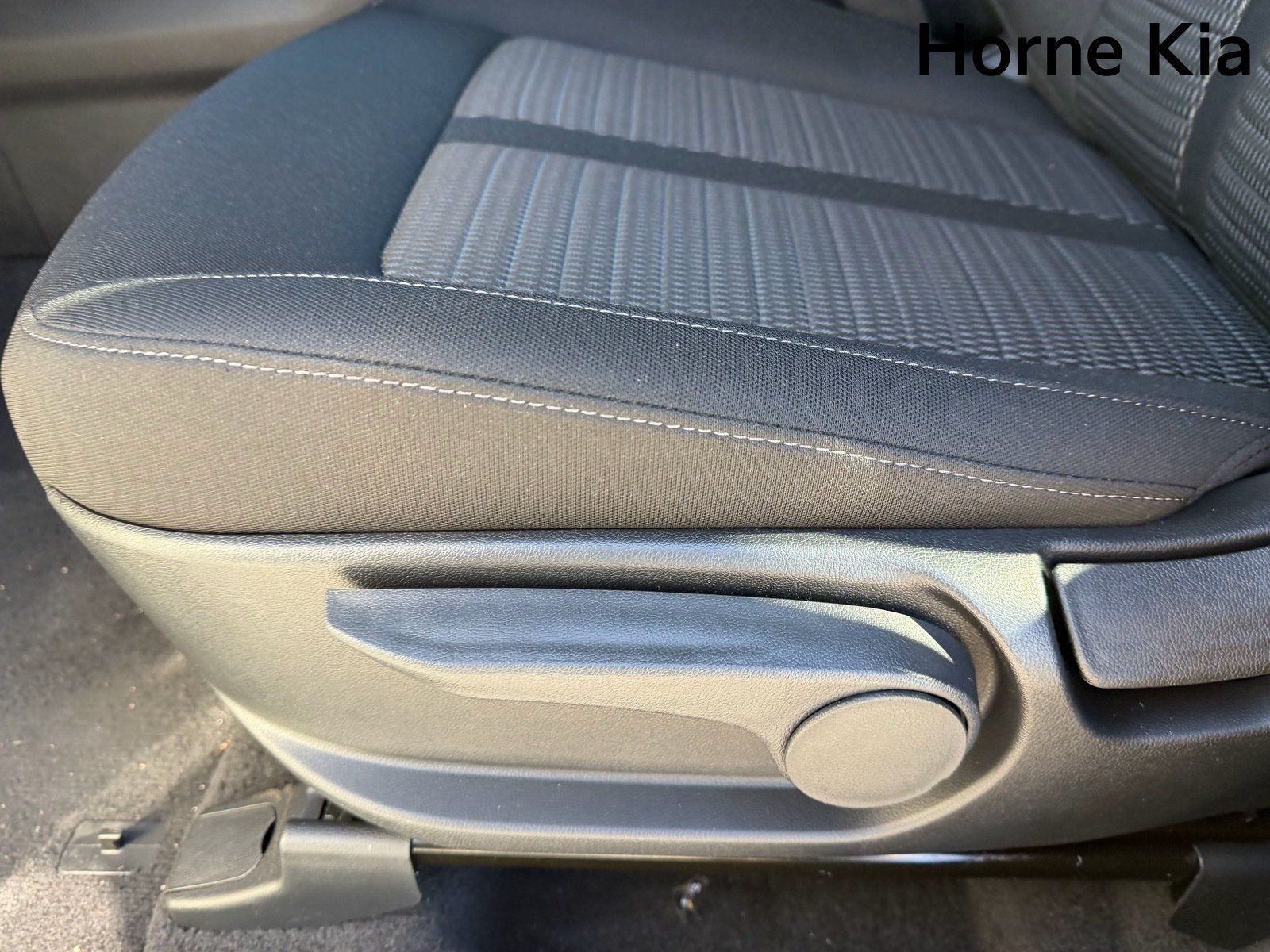 New 2026 Kia Sorento LX FWD image 18