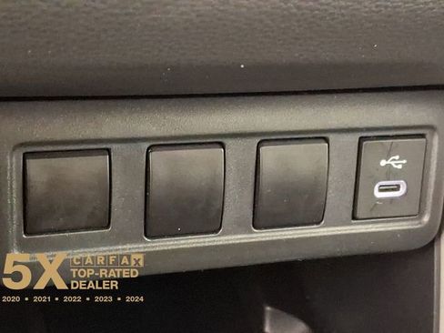 Used 2024 Toyota Corolla Cross LE image 27