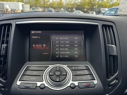 Used 2009 INFINITI G37 x w/ Premium Pkg image 35