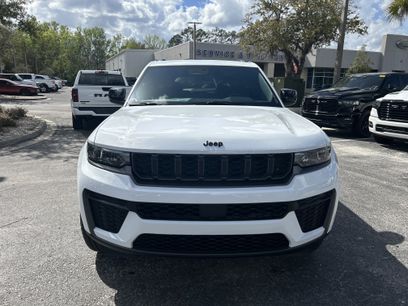 New 2026 Jeep Grand Cherokee Altitude
