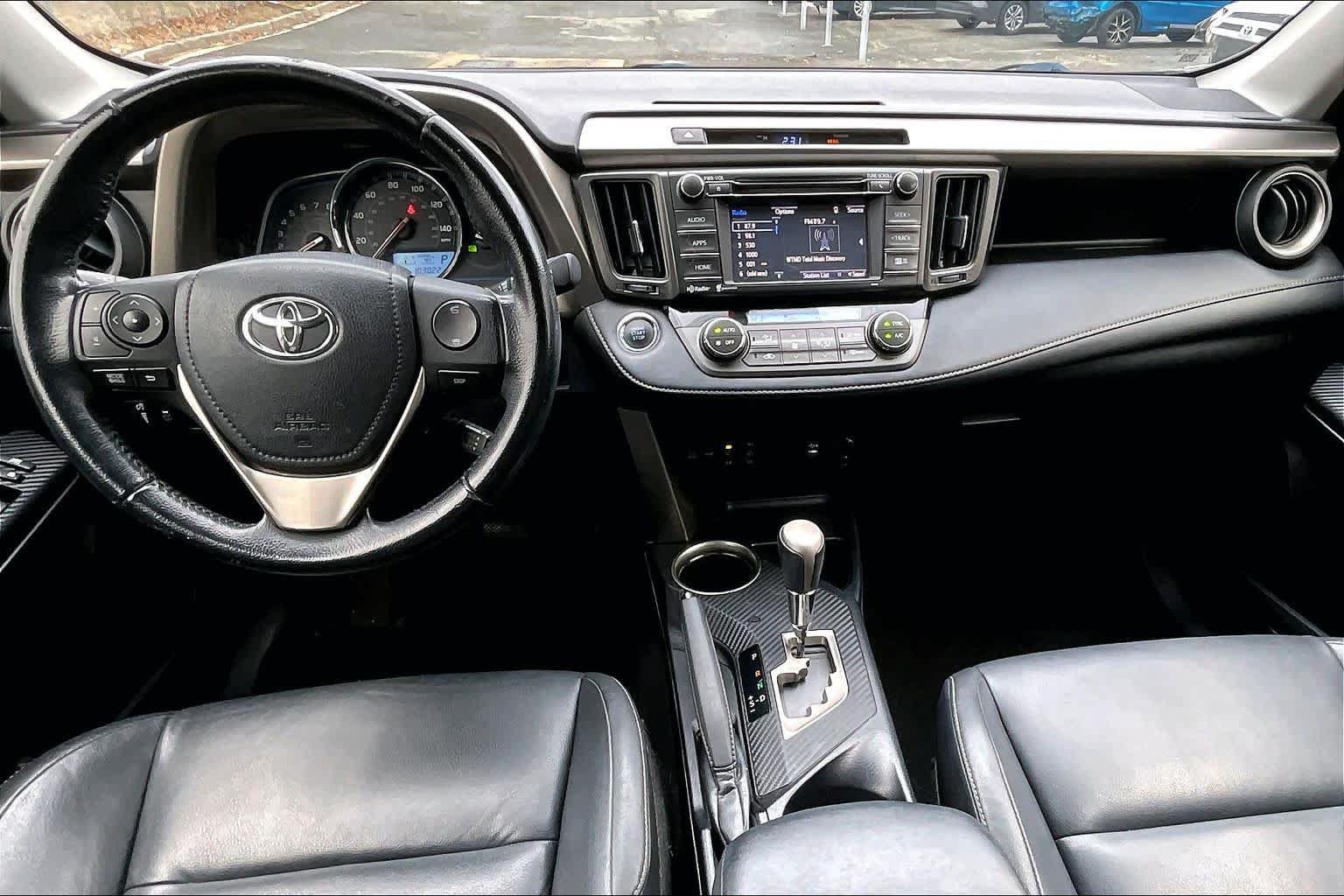 Used 2015 Toyota RAV4 Limited AWD/4WD image 16
