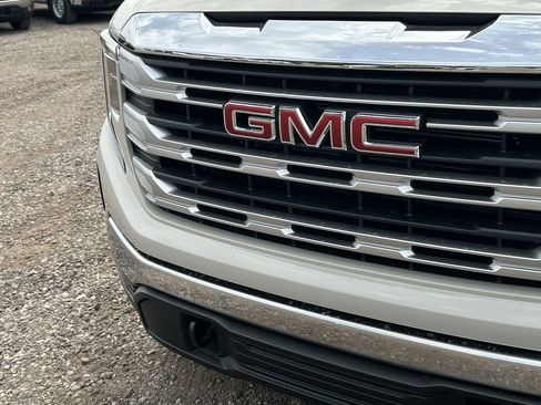 New 2026 GMC Sierra 1500 SLE AWD/4WD image 30