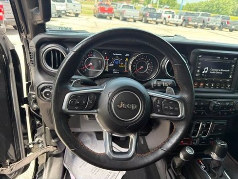 Used 2021 Jeep Wrangler Unlimited Rubicon w/ Dual Top Group AWD/4WD image 26