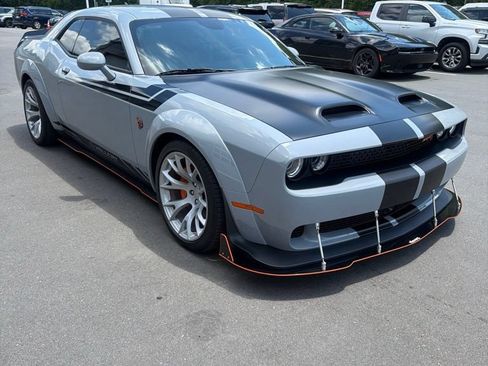 Used 2022 Dodge Challenger SRT Hellcat RWD image 1
