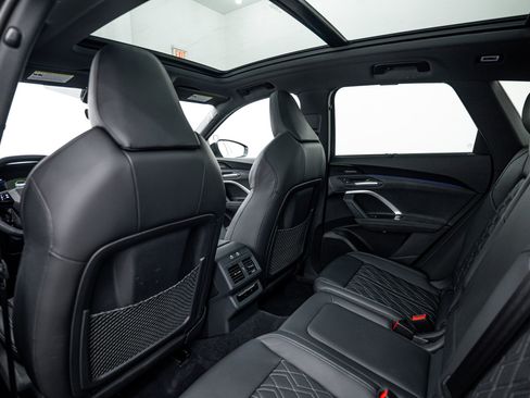 Certified 2025 Audi SQ5 Premium Plus w/ Premium Plus Package image 20