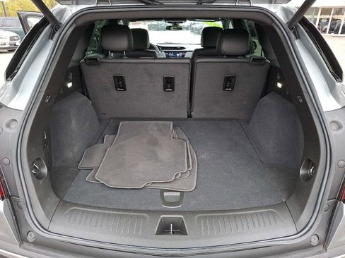 Used 2023 Cadillac XT5 Luxury image 28