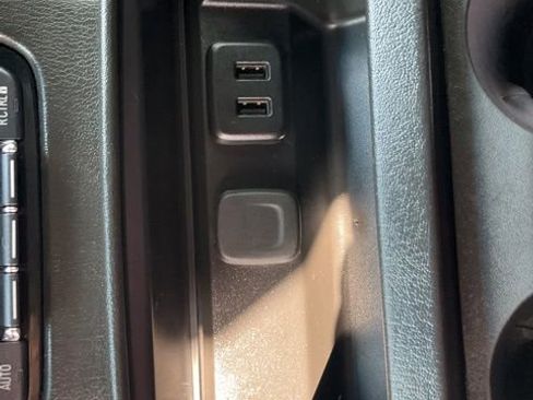 Used 2019 Chevrolet Tahoe Premier image 19