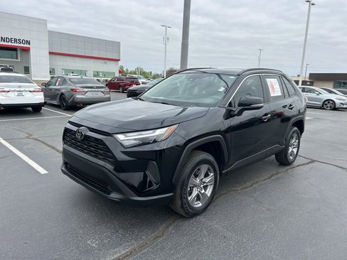 Used 2023 Toyota RAV4 XLE w/ Convenience Package image 1