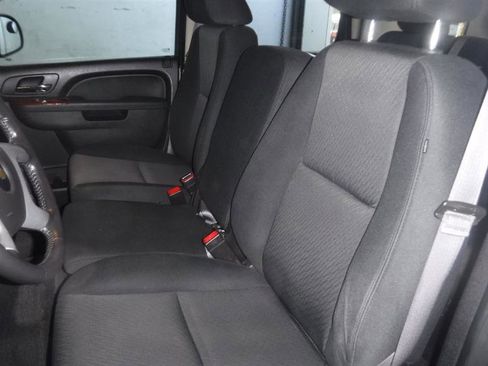 Used 2013 Chevrolet Tahoe LS image 28