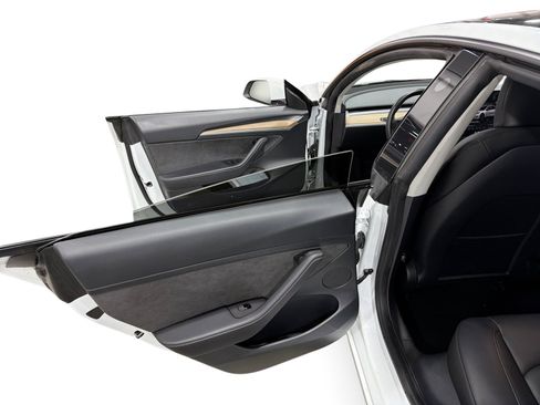Certified 2023 Tesla Model 3 Standard Range RWD image 10
