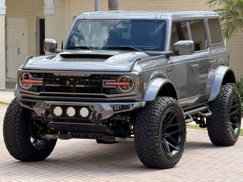 Used 2025 Ford Bronco Big Bend image 1