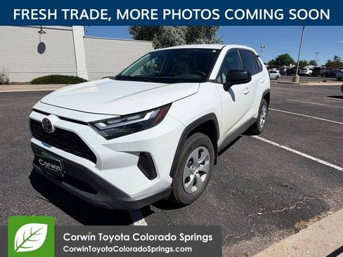 Used 2023 Toyota RAV4 LE AWD/4WD image 3