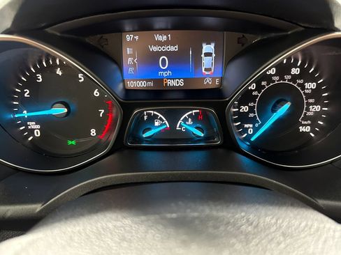 Used 2018 Ford Escape SE FWD image 15