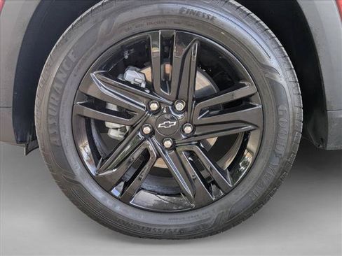 Used 2024 Chevrolet Trax ACTIV FWD image 22