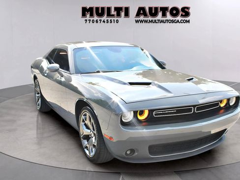 Used 2017 Dodge Challenger SXT Plus image 30